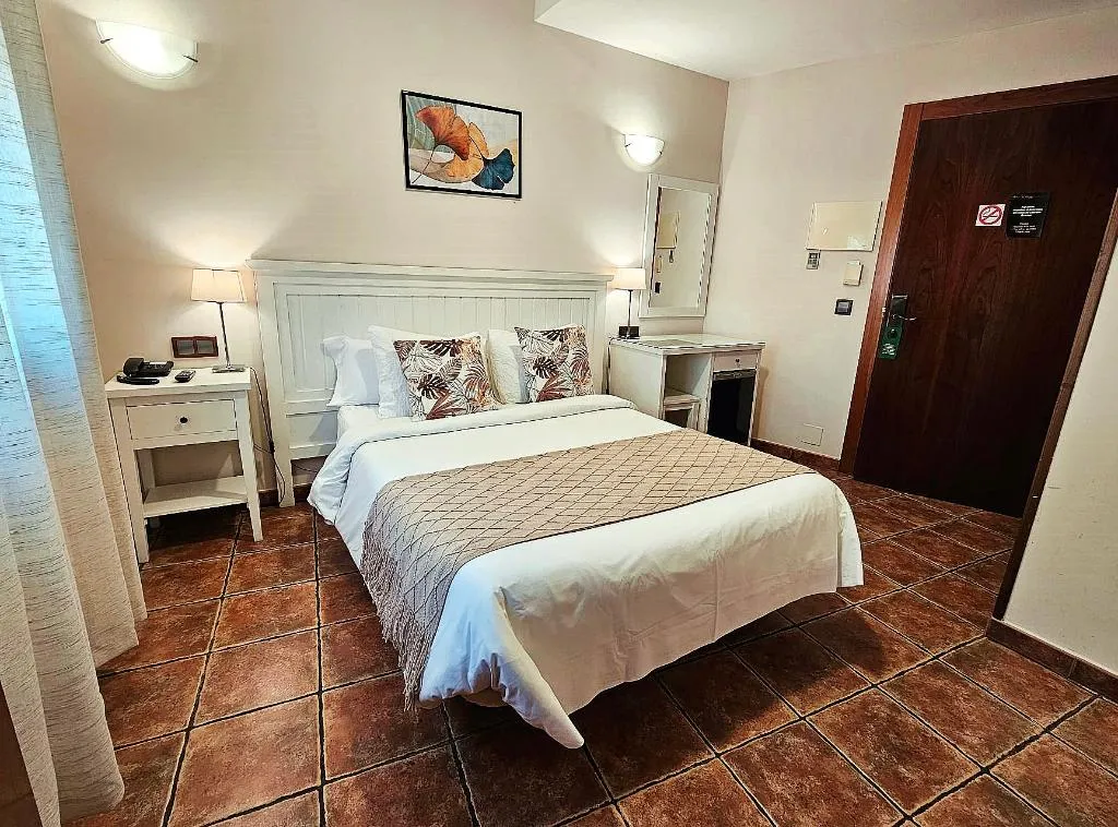 DOUBLE WITH DOUBLE BED Room, Medina de Toledo, Madrid
