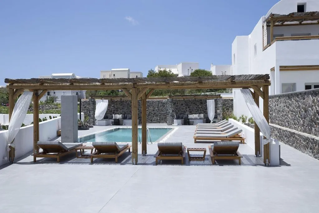 Sports and Entertainment, June Twenty Suites, Santorini