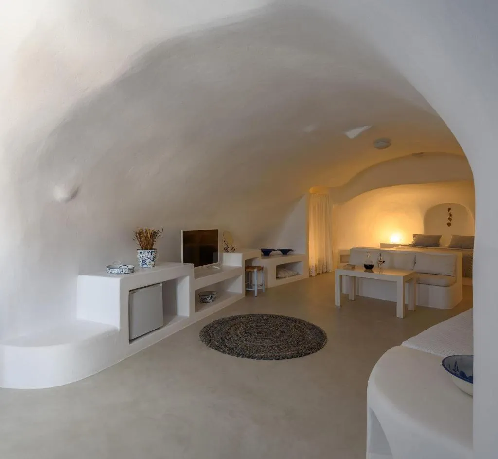 Room, Aghios Artemios Traditional Houses, Santorini