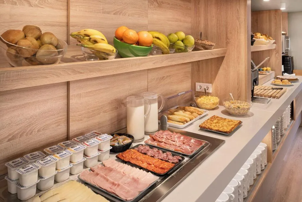 Restaurant, B&B Hotel Barcelona Sant Cugat, Barcelona