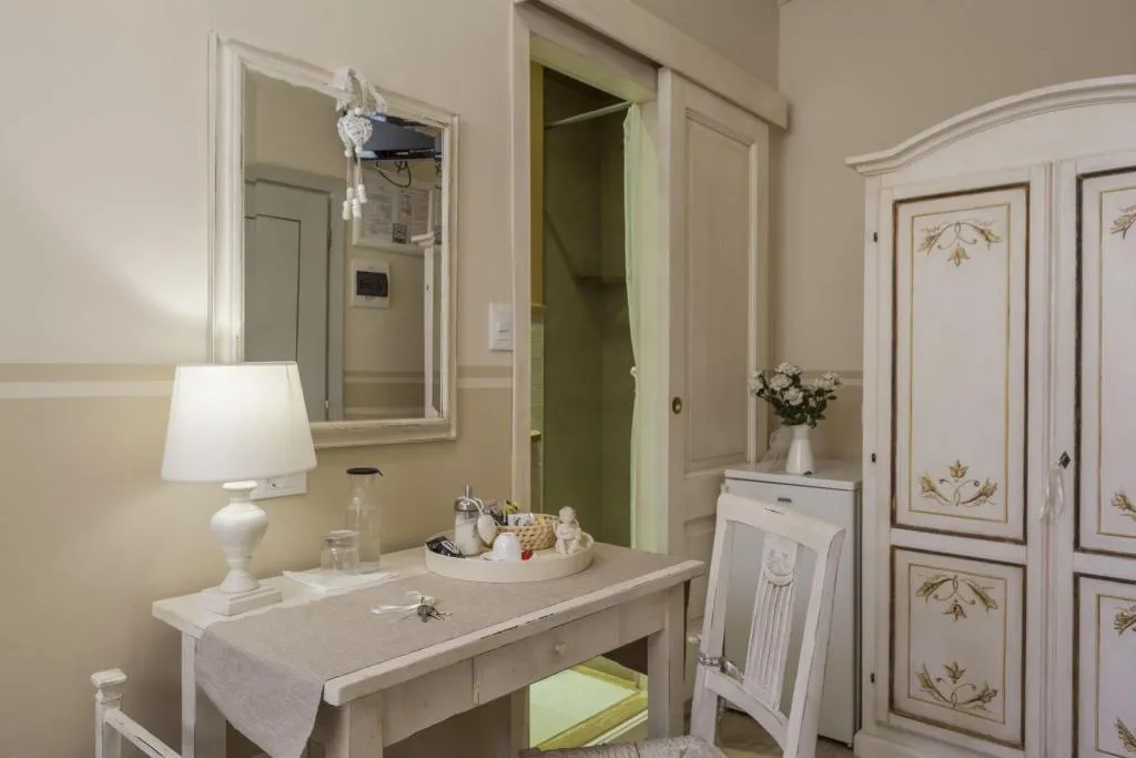 Room, Soggiorno Pezzati Daniela, Florence