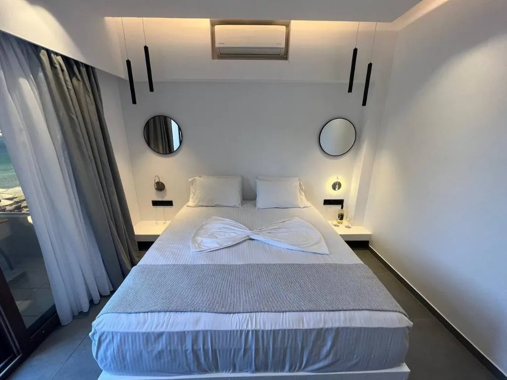 FAMILY ROOM STANDARD Room, Blue Green Bay 3K, Skiathos