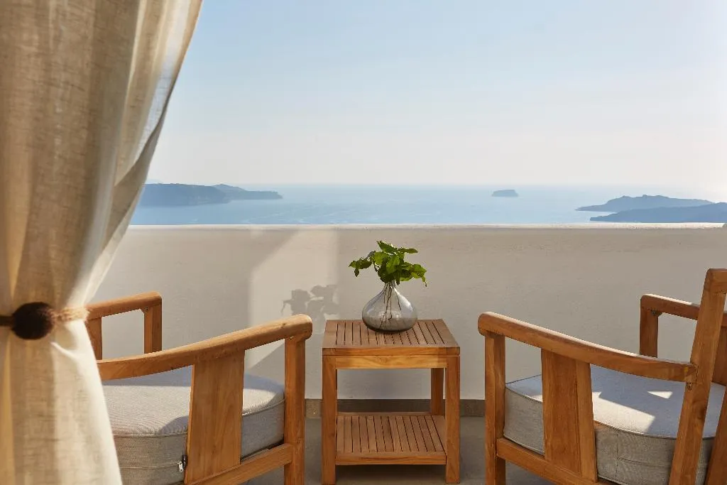 VILLA DELUXE WITH PRIVATE POOL Room, Celestia Grand, Santorini