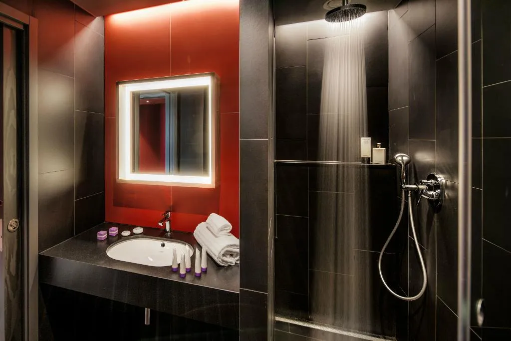 TWIN WITH VIEWS Room, Glam Milano, Milan