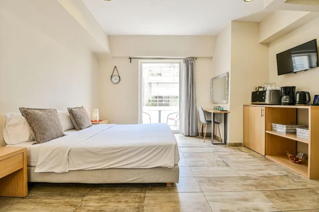 Room, Athens Way Lofts, Athens