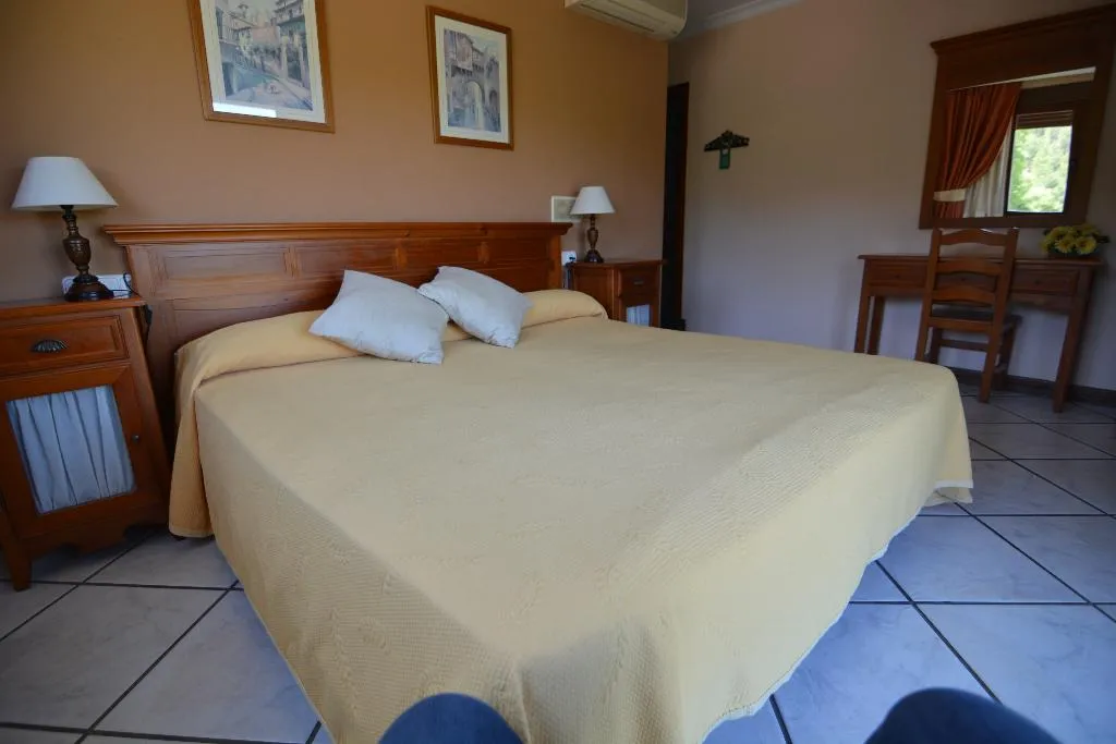 DOUBLE ONE BED Room, La Posada del Conde, Costa Del Sol