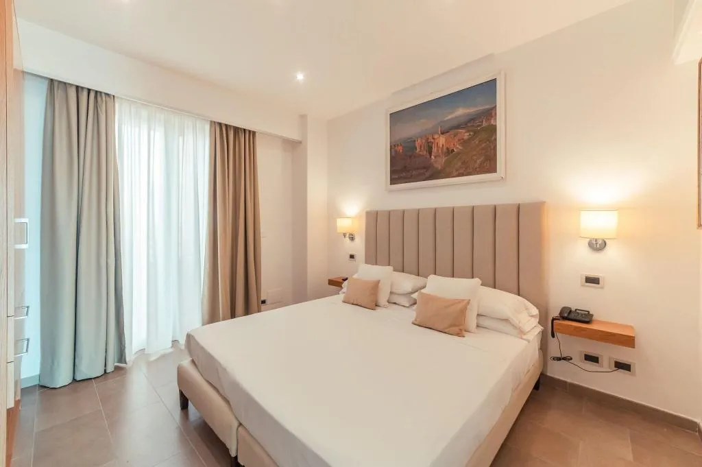 Room, Villa Paradiso, Taormina