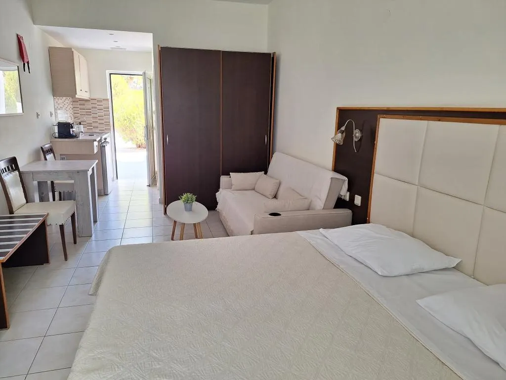 APARTMENT SUPERIOR Room, George Beach Studios, Rhodes