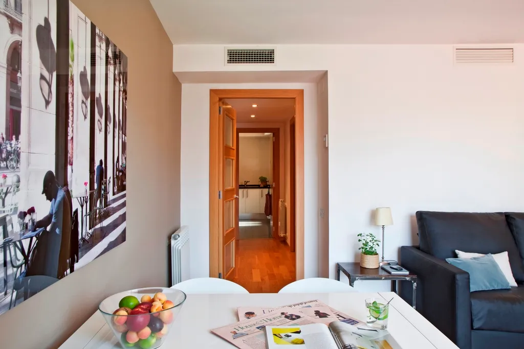 APARTMENT CAPACITY 5 TWO BEDROOMS Room, AinB Sagrada Familia Apartments, Barcelona