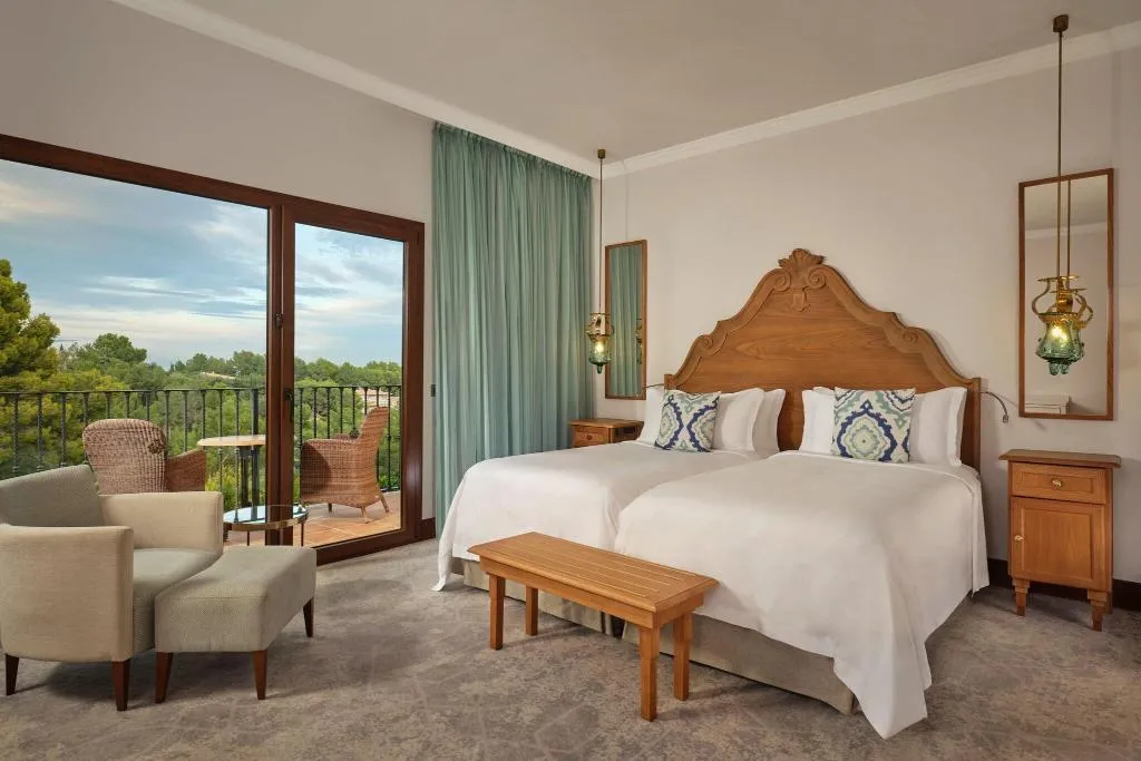 DOUBLE CLASSIC WITH VIEWS Room, Castillo Hotel Son Vida, Majorca