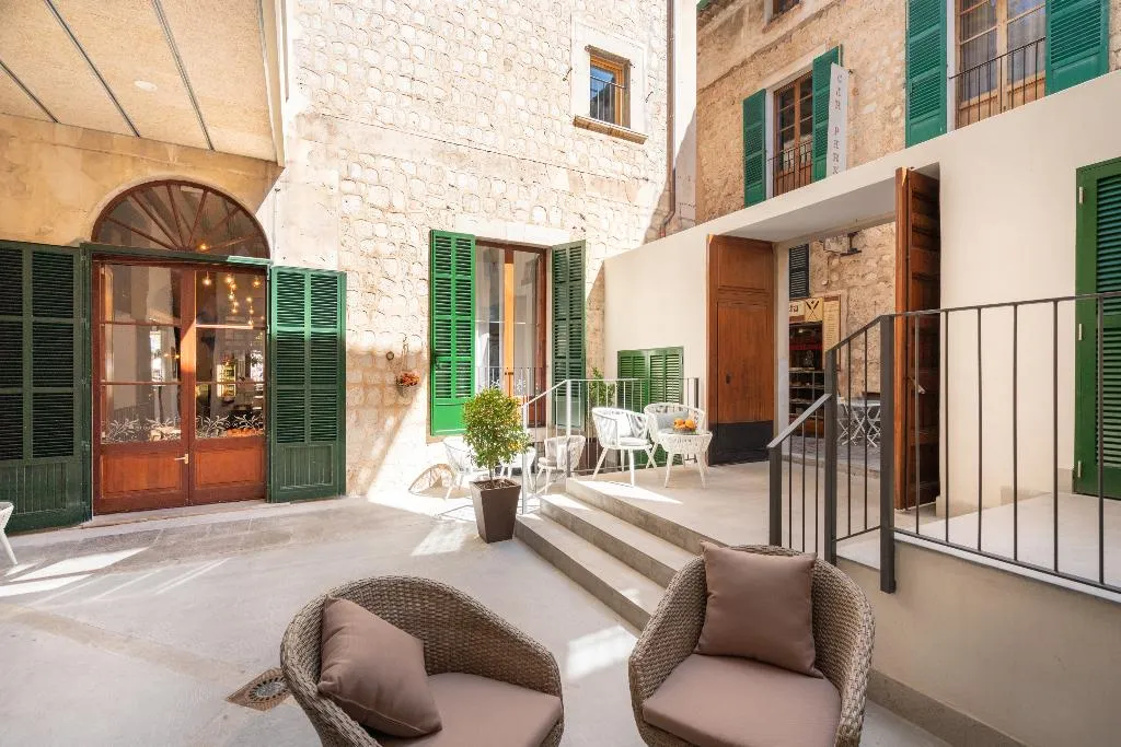 Terrace, Soller Plaza, Majorca