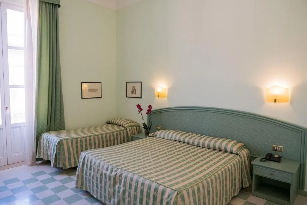 Room, Hotel Gran Bretagna, Catania