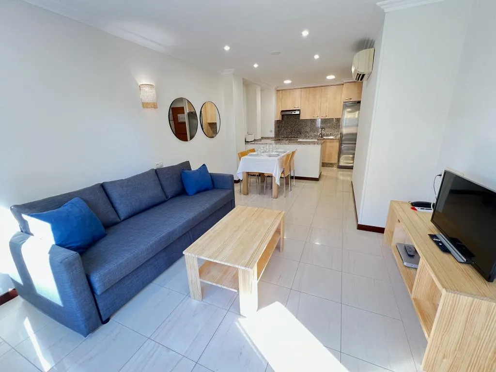 APARTMENT CAPACITY 3 ONE BEDROOM Room, Mediterraneo Real, Costa Del Sol