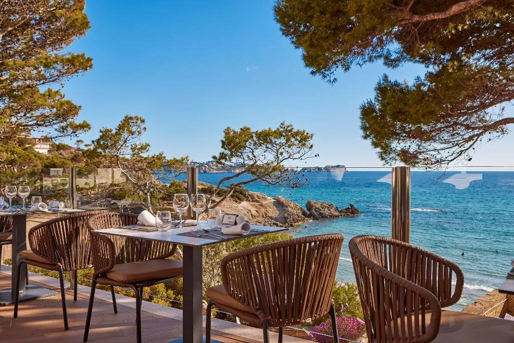 Terrace, Universal Hotel Lido Park & Spa, Majorca