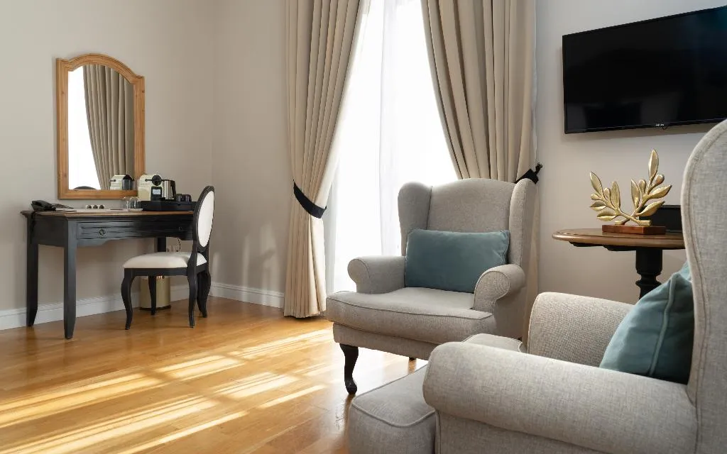 SUITE STANDARD Room, Ev 11 Athens, Athens