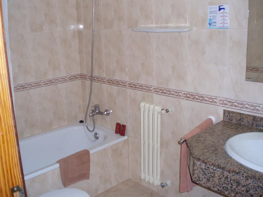 SINGLE STANDARD Room, allsun Hotel Marena Beach, Majorca