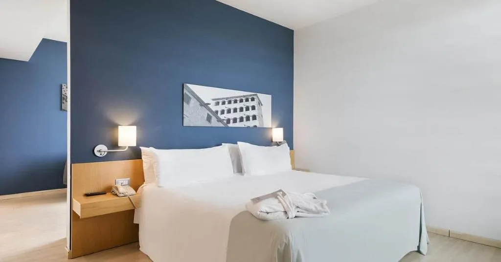 JUNIOR SUITE STANDARD Room, Innside Barcelona Aeropuerto, Barcelona