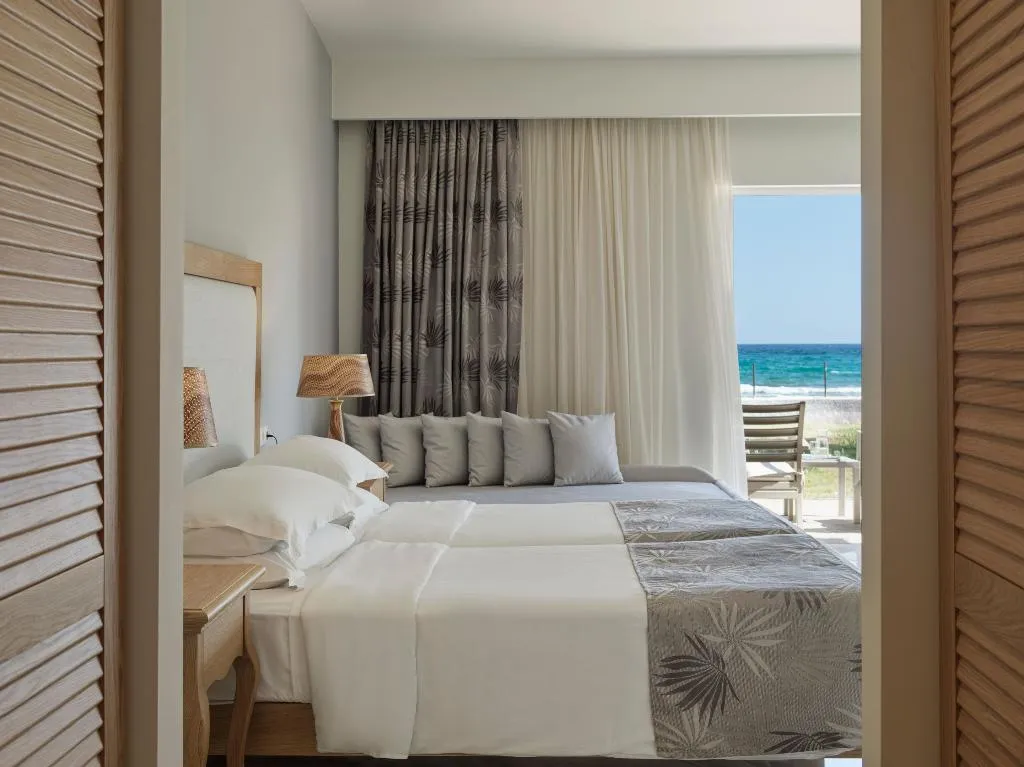 BUNGALOW SEA FRONT Room, Civitel Creta Beach, Crete