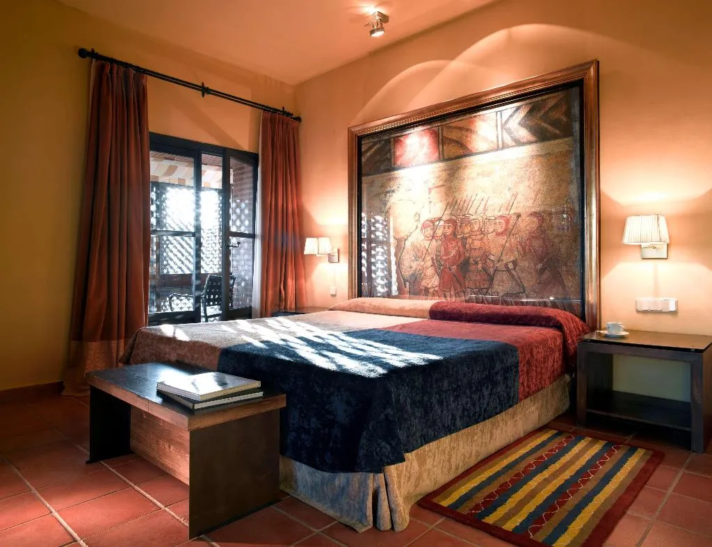 DOUBLE SUPERIOR Room, Parador de Trujillo, Madrid
