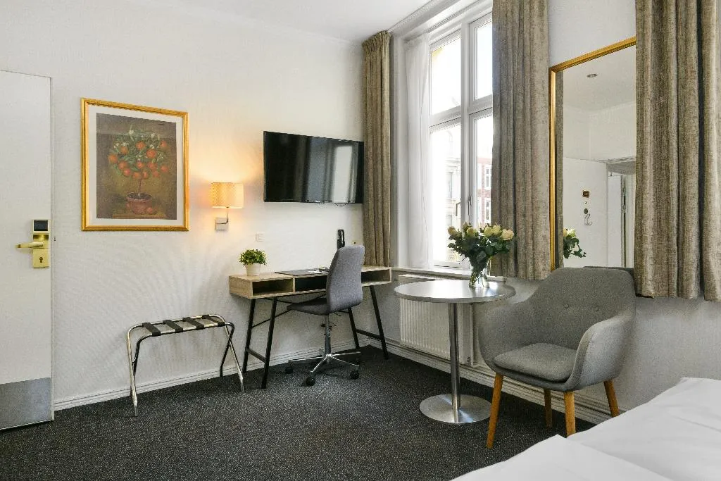 DOUBLE SINGLE USE STANDARD Room, Hotel Tiffany, Copenhagen