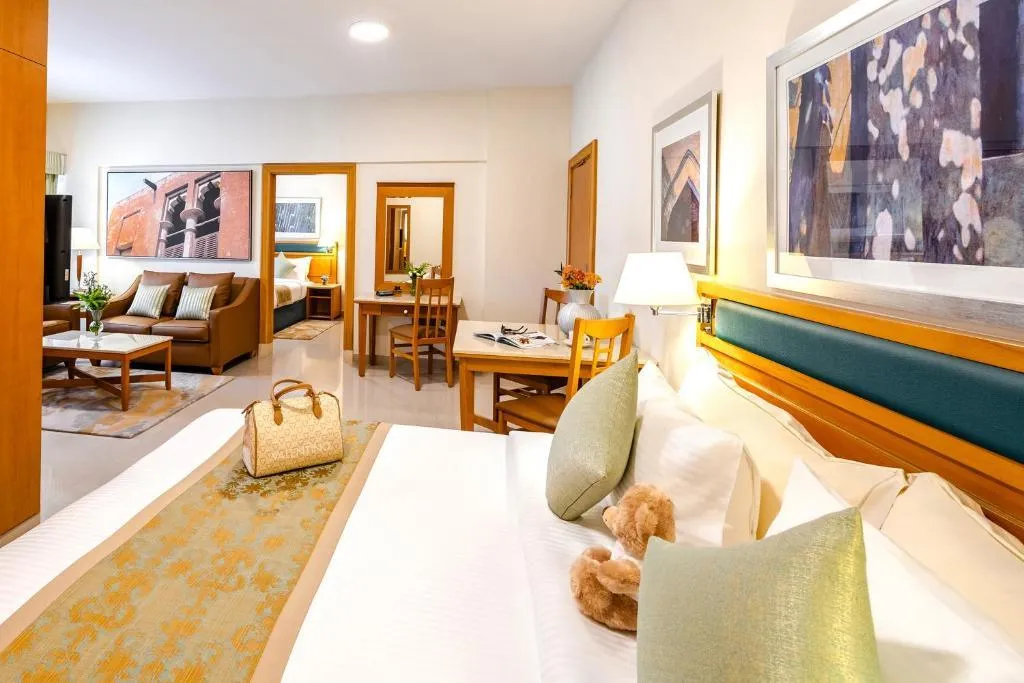 SUITE STANDARD Room, Golden Sands Hotel Apartments, Dubai