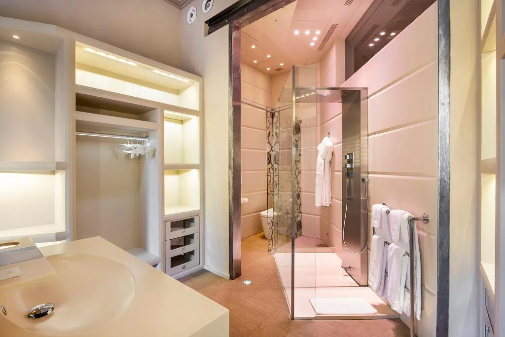SUITE CLASSIC Room, El Palauet Modernist Suites, Barcelona