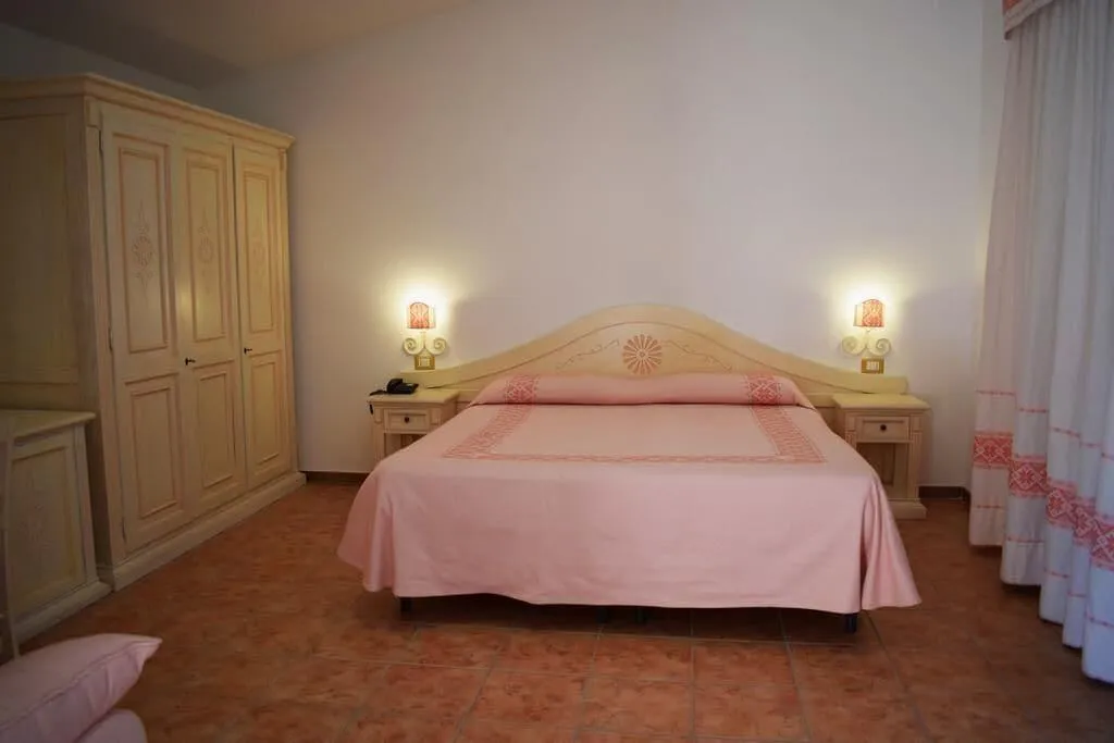 Room, Montiruju Hotel, Alghero