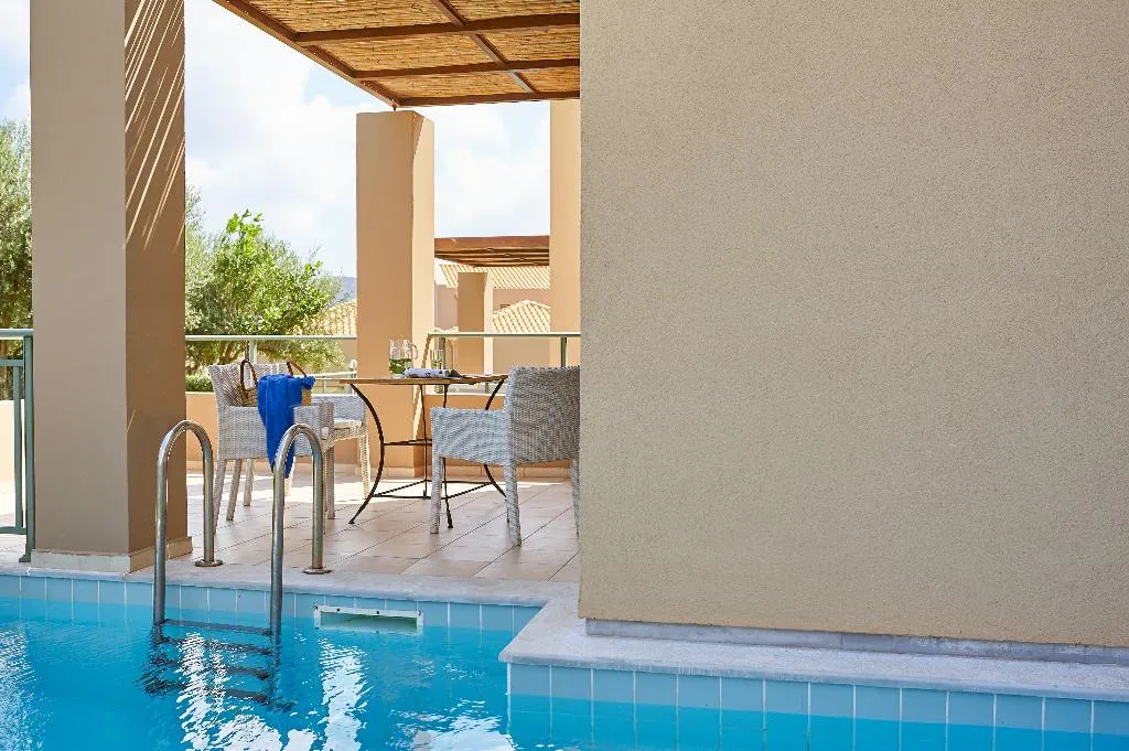 VILLA THREE BEDROOMS Room, Village Heights Resort, Crete
