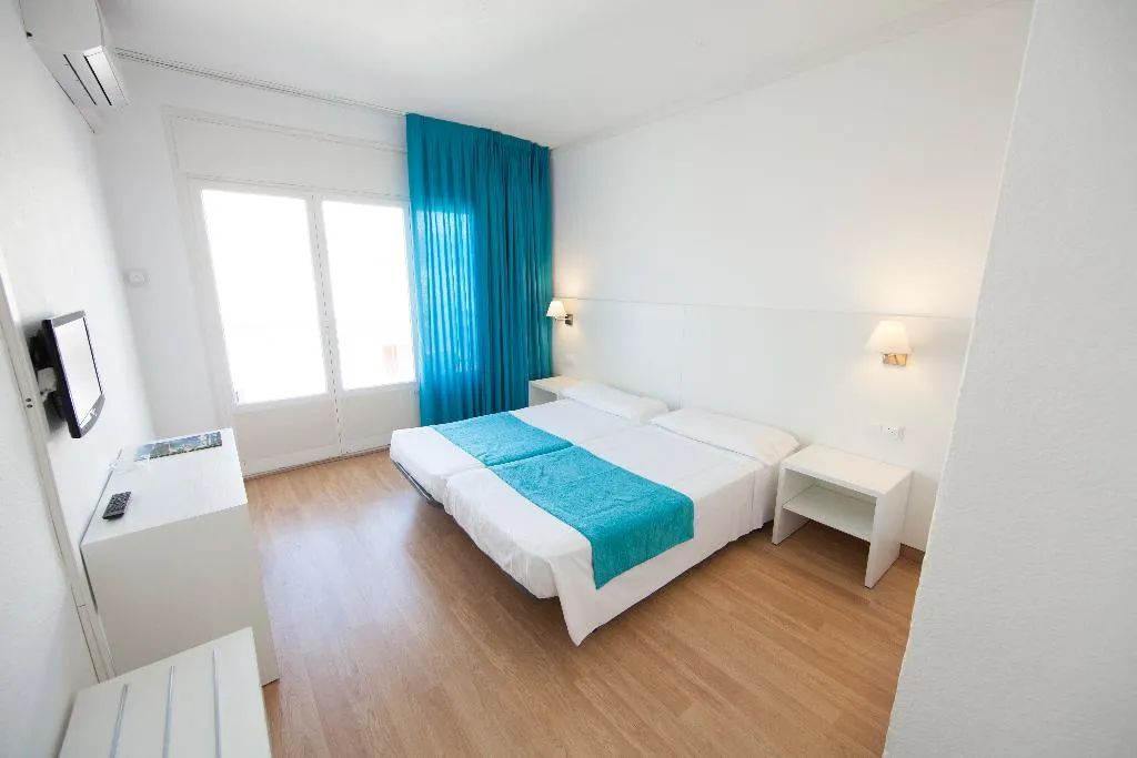 SINGLE STANDARD Room, Villa Garbi, Costa Brava