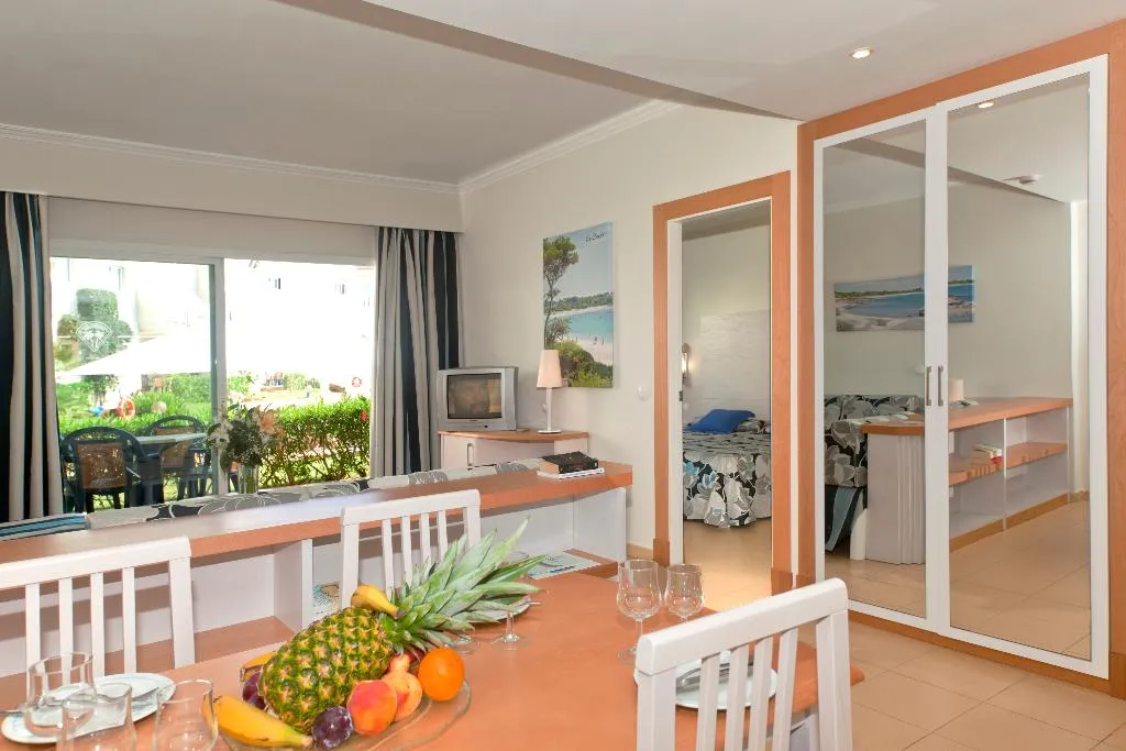 APARTMENT CAPACITY 4 Room, Aparthotel Isla de Cabrera, Majorca