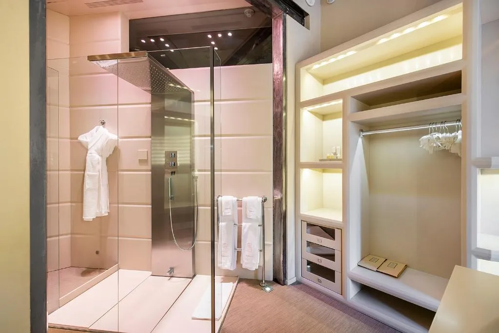 SUITE CLASSIC Room, El Palauet Modernist Suites, Barcelona