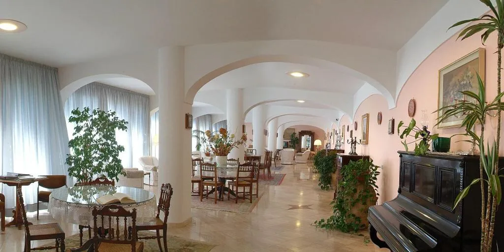 Bar, Rufolo, Naples