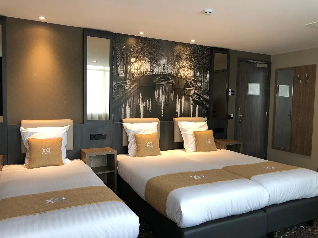 TRIPLE STANDARD Room, Xo Hotels Infinity, Amsterdam