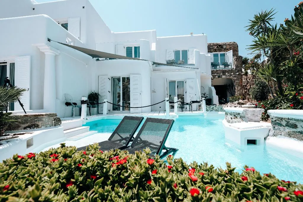 SUITE TWO BEDROOMS WITH PRIVATE POOL Room, Kivotos Mykonos, Mykonos