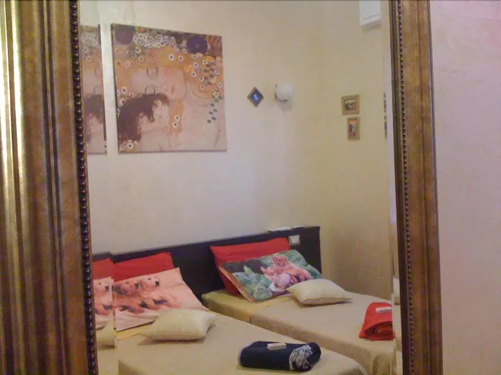 Room, Gala B&B, Rome