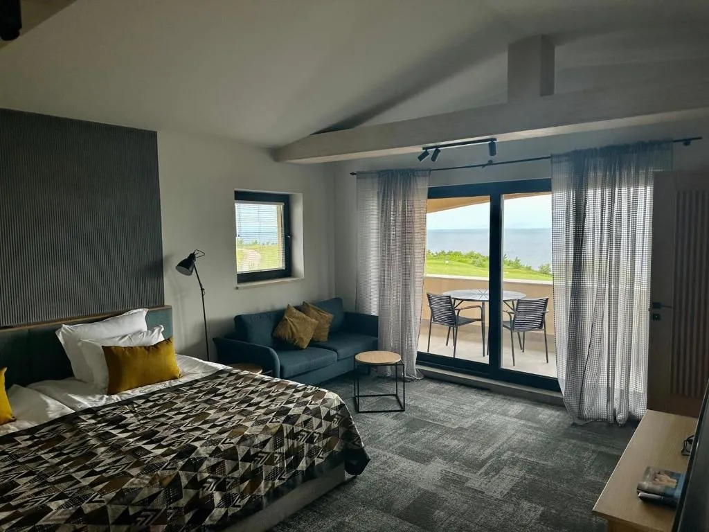 Room, BlackSeaRama Golf & Villas, Varna