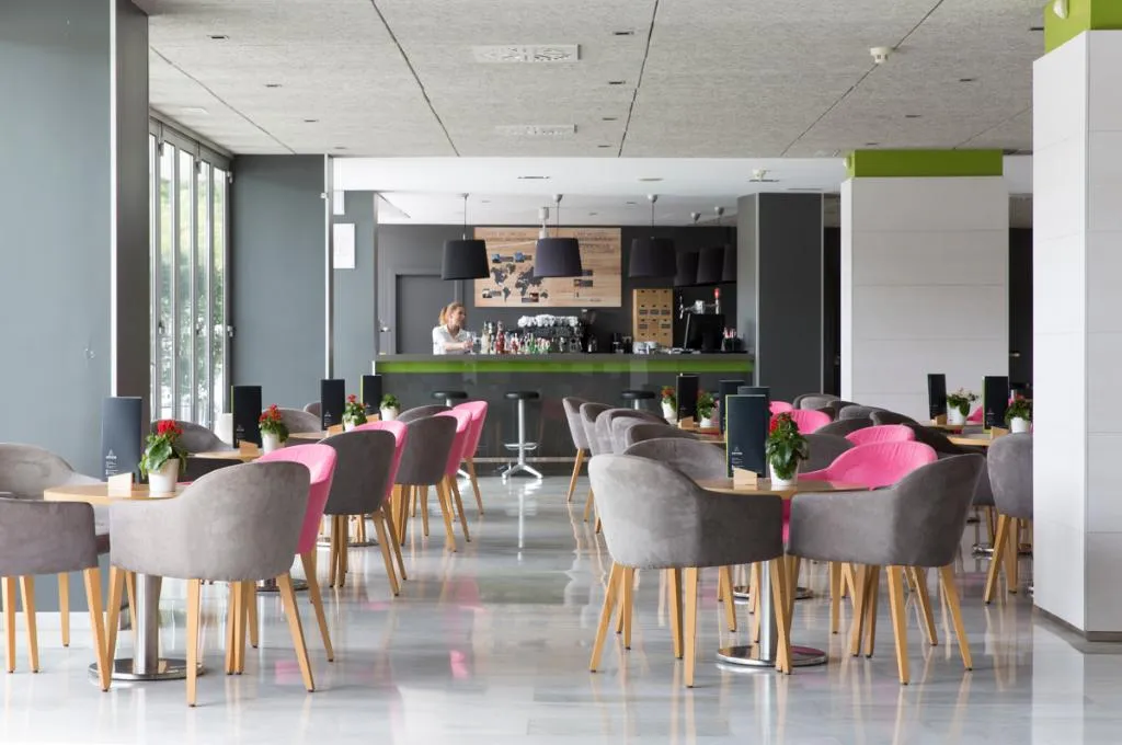 Bar, ARTIEM Audax, Menorca