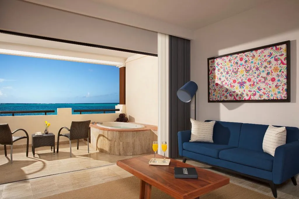 DOUBLE CLUB OCEAN FRONT Room, Dreams Sapphire Resort & SPA, Cancun Area