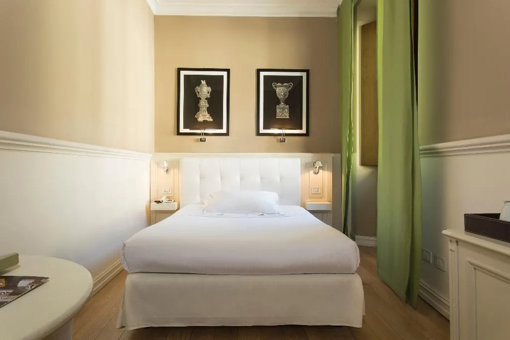 SINGLE CLASSIC Room, Grand Hotel Cavour, Florence