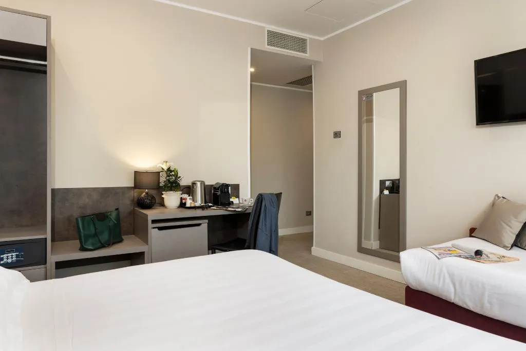 CHALET CAPACITY 2 Room, Eurogarden Roma, Rome