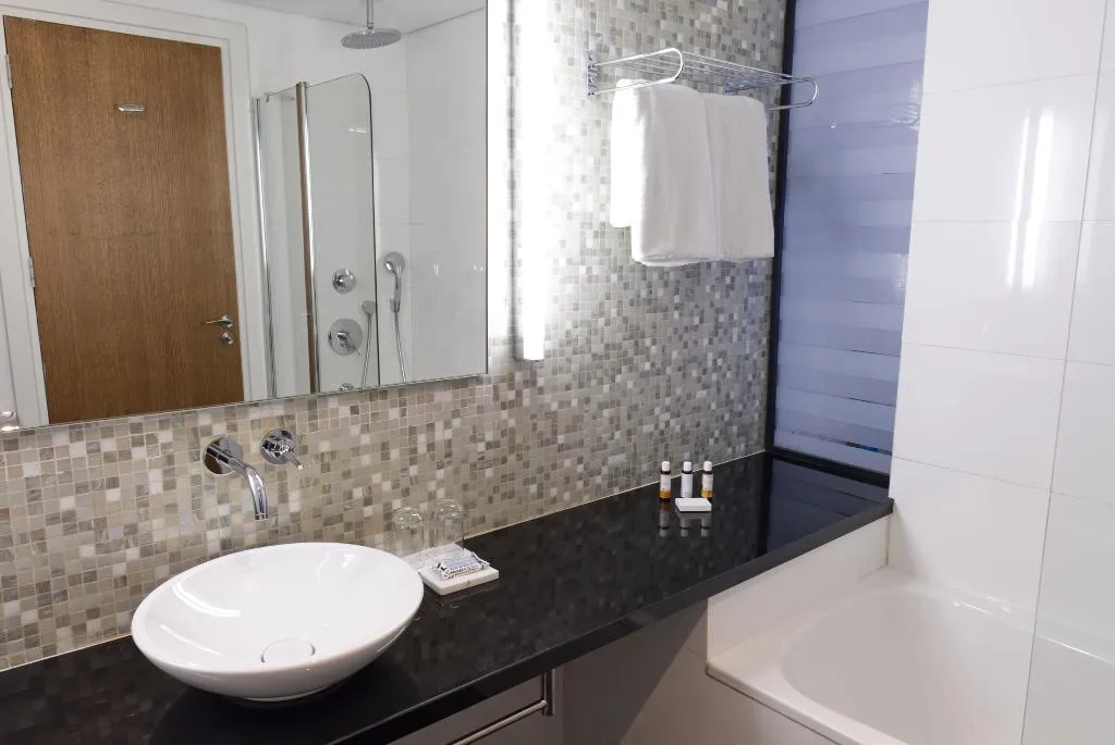 SUITE SEA VIEW ONE BEDROOM Room, Sunrise Pearl Hotel & Spa, Cyprus