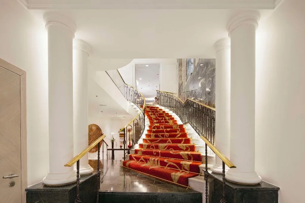 Lobby, NH Collection Madrid Paseo del Prado, Madrid