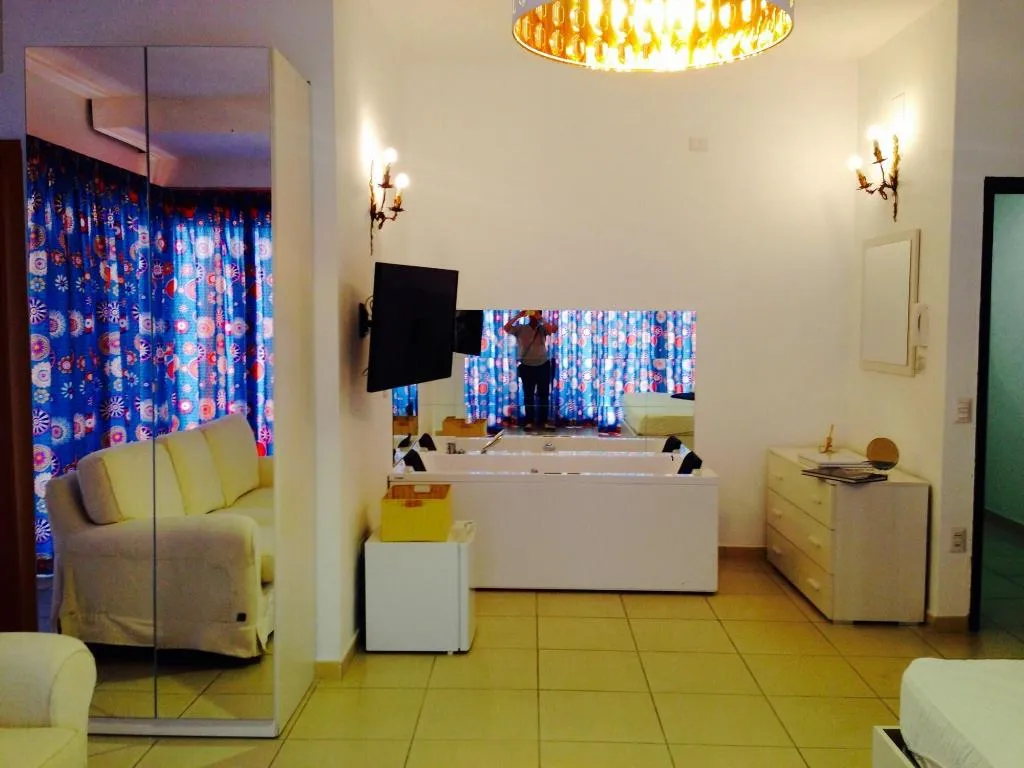 Room, Marina ResArt B&B, Naples