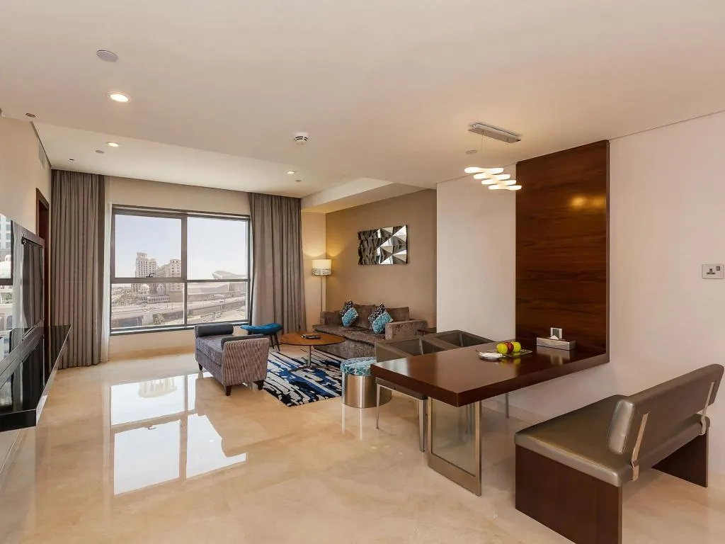 SUITE EXECUTIVE KING BED Room, Flora Al Barsha Hotel, Dubai