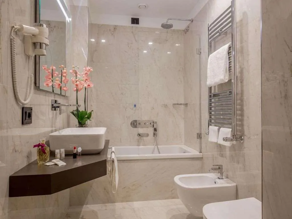 Room, Gioberti, Rome