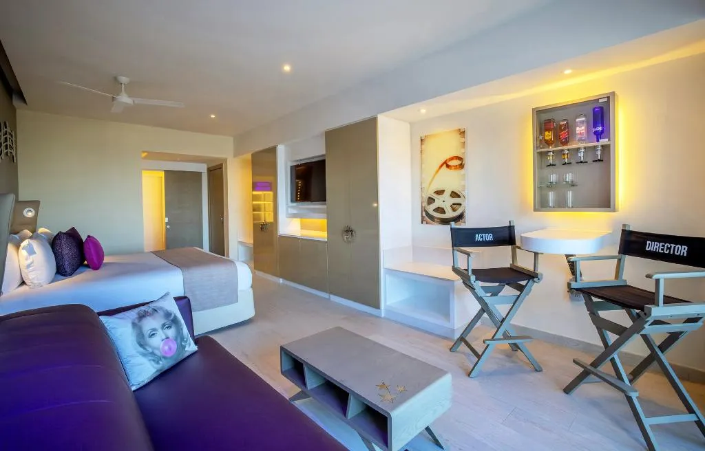 JUNIOR SUITE STANDARD Room, Planet Hollywood Adult Scene - All-Inclusive Resor, Cancun Area
