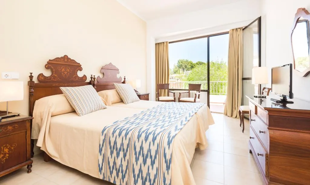 Double or Twin STANDARD Room, Gaya, Majorca