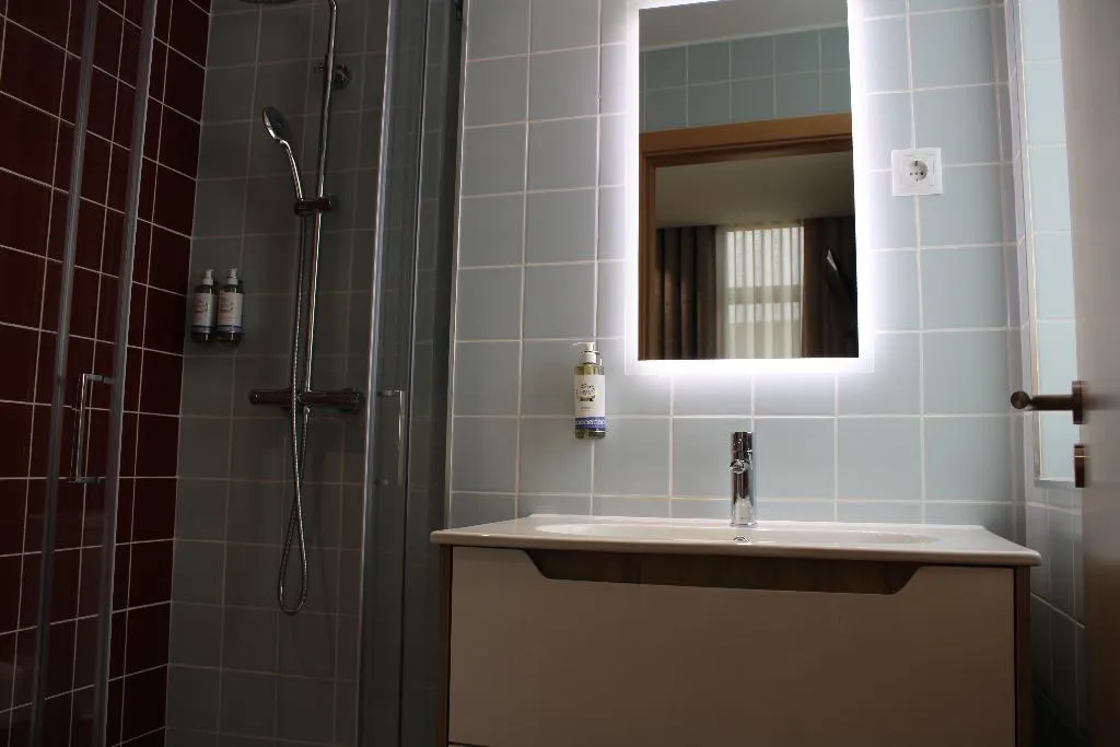 SINGLE STANDARD Room, Oporto Station Hostel & Rooms, Porto