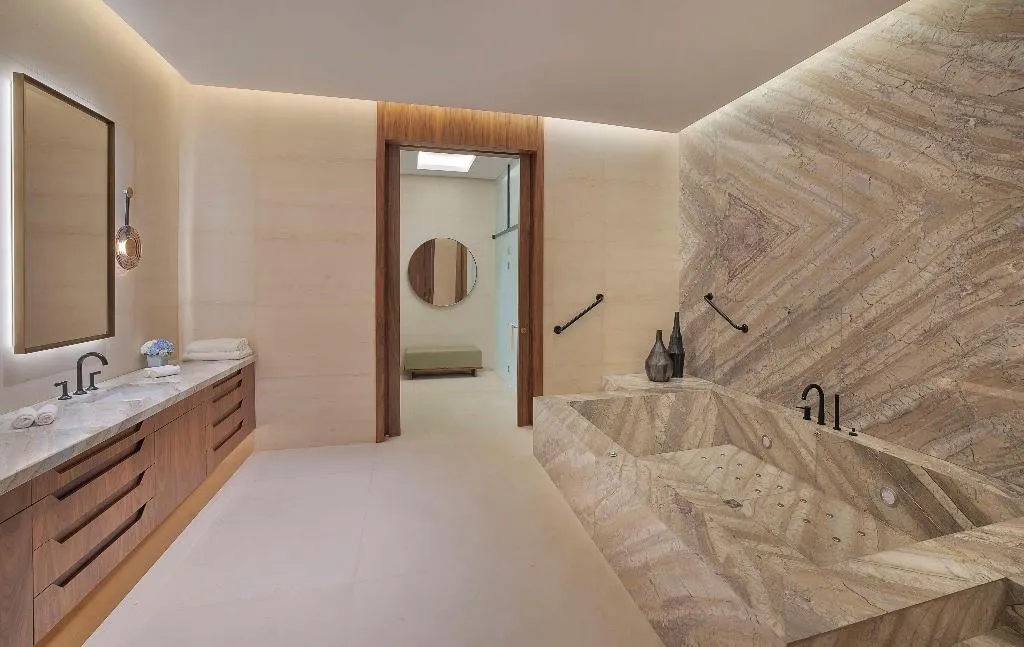 SUITE WITH PRIVATE POOL Room, Conrad Rabat Arzana, Rabat