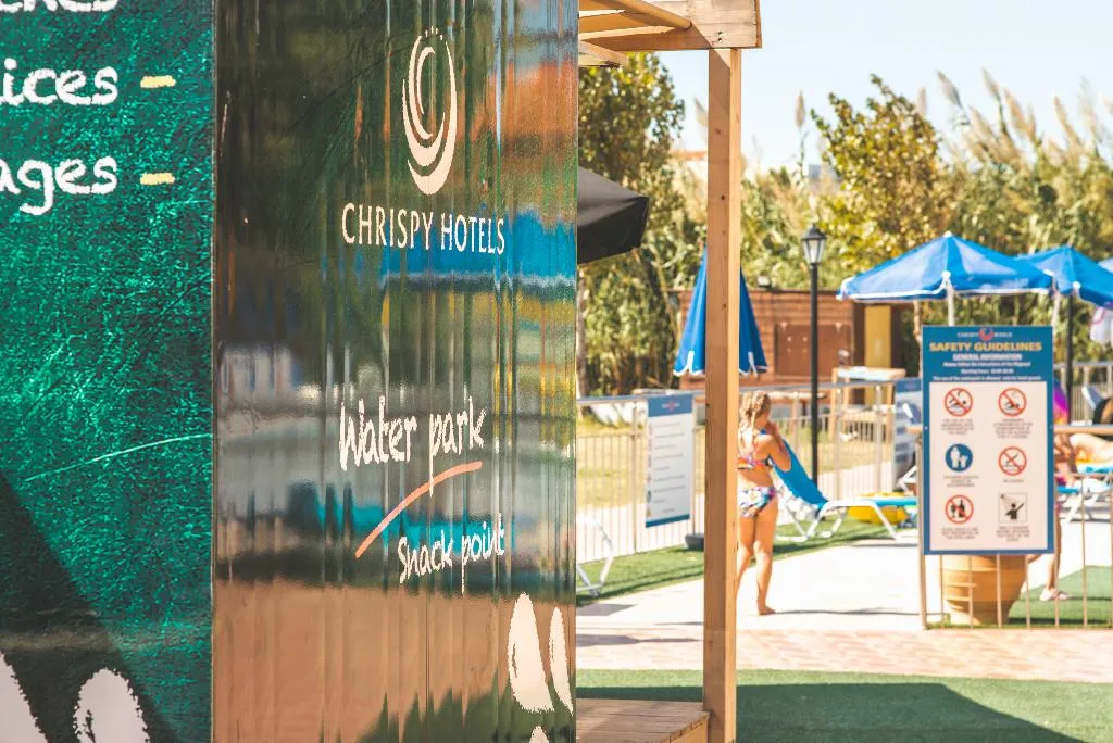 Bar, Chrispy Waterpark Resort, Crete